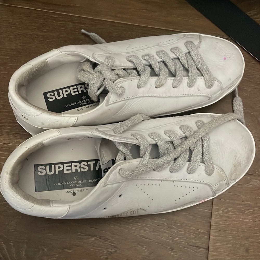 Golden Goose Sneakers